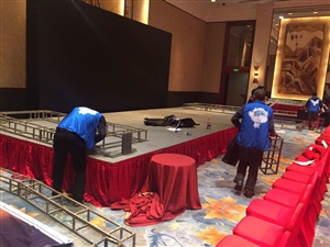 全球2017世界紋繡大會(huì)萬里行江蘇站搭建中